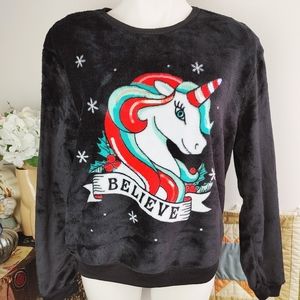 🎄LAST CHANCE🎄 Soft Fuzzy Holiday Christnas Believe Unicorn Sweatshirt